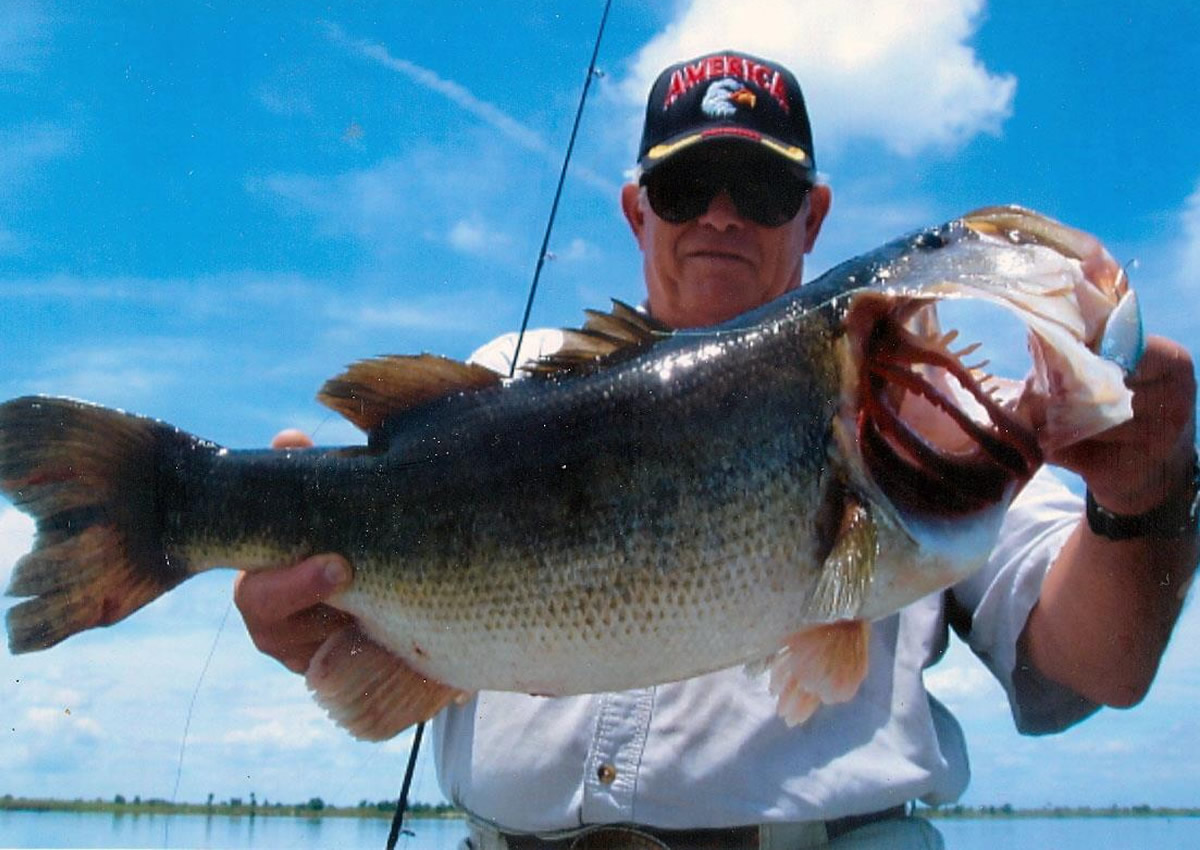 How To Disguise Yourself as a Bass Pro Bass Fishing Videos and Tips